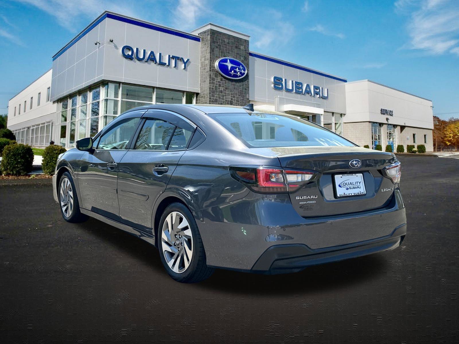 Used 2023 Subaru Legacy Limited AWD/4WD image 2