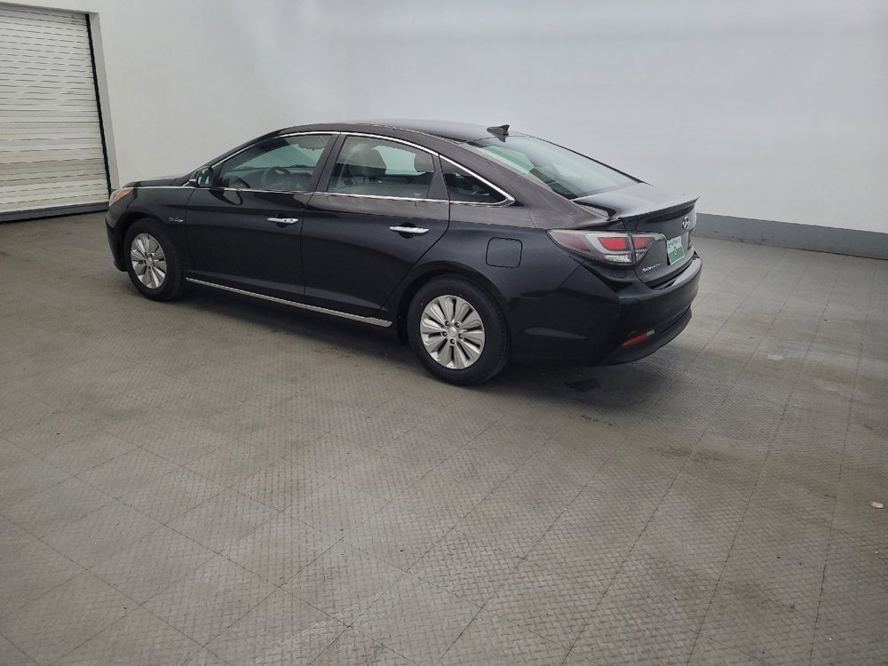 Used 2016 Hyundai Sonata SE FWD image 3