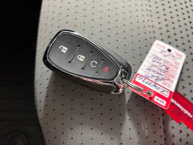 Used 2025 Chevrolet Trax LT w/ Driver Confidence Package image 25