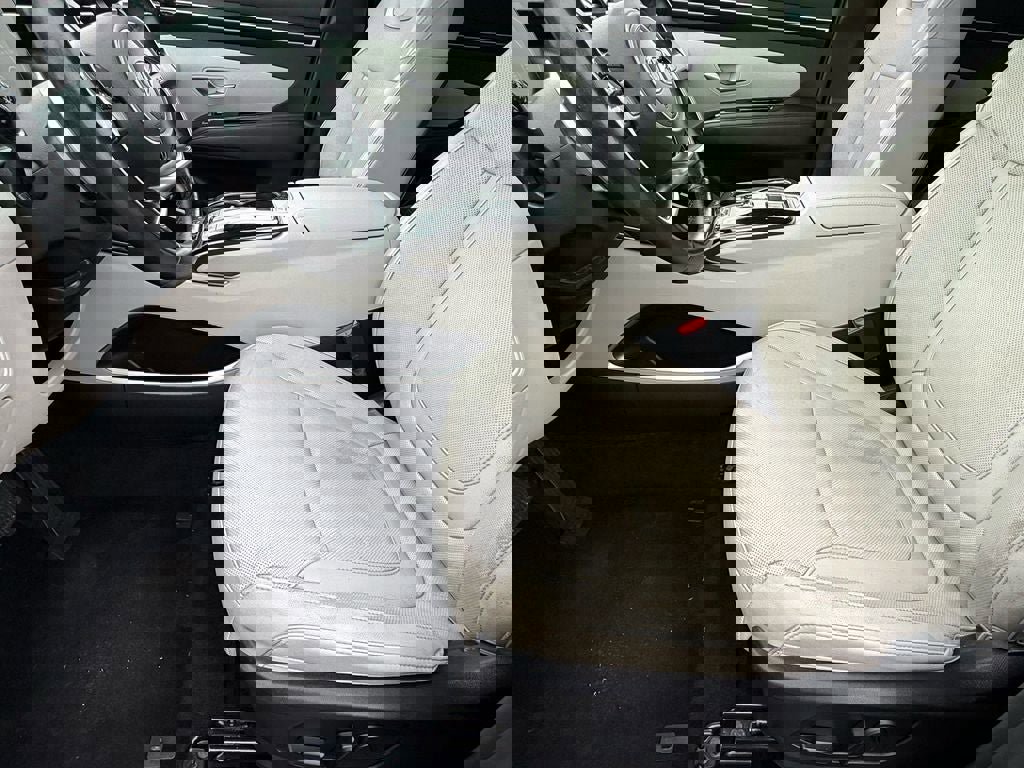 Used 2023 Hyundai Tucson Limited image 12