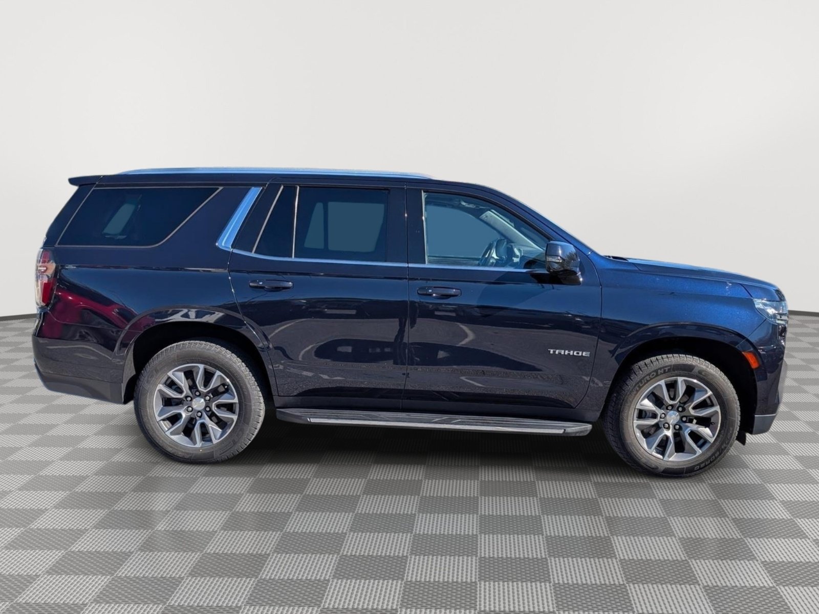 Used 2021 Chevrolet Tahoe LT w/ LT Signature Package AWD/4WD image 6