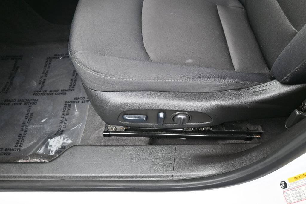 Used 2024 Chevrolet Malibu LT FWD image 17