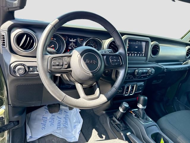 Used 2022 Jeep Wrangler Sport AWD/4WD image 21