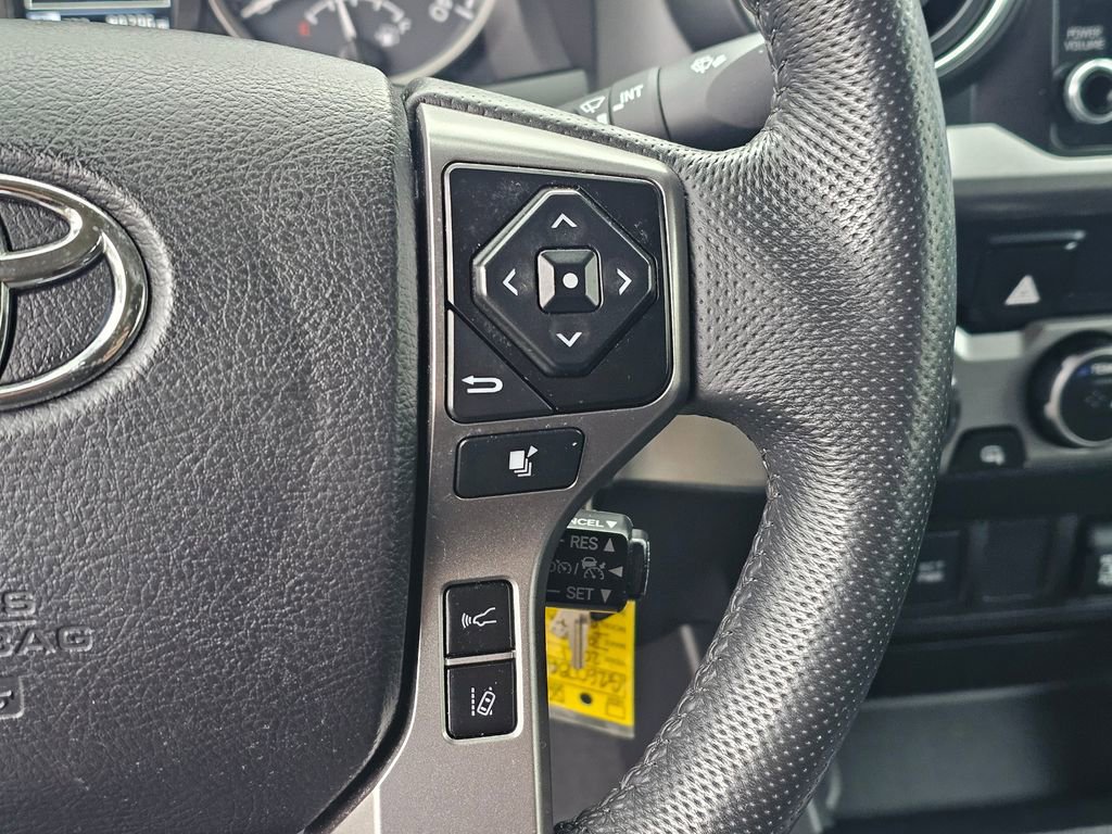 Used 2021 Toyota Tacoma SR5 w/ Trail Edition image 33
