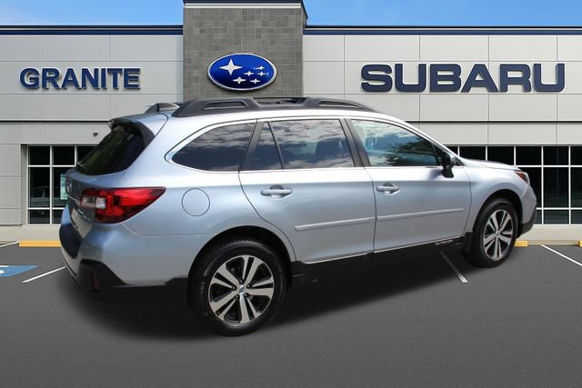 Used 2018 Subaru Outback 2.5i Limited AWD/4WD image 11