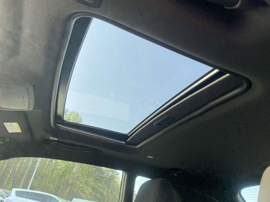 Certified 2023 Dodge Challenger GT w/ Blacktop Package image 32