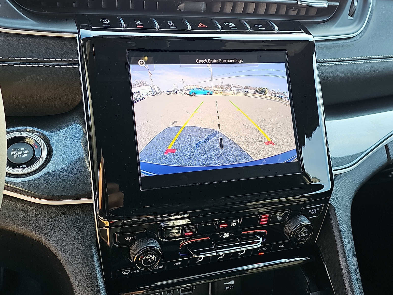 Used 2023 Jeep Grand Cherokee Altitude image 18