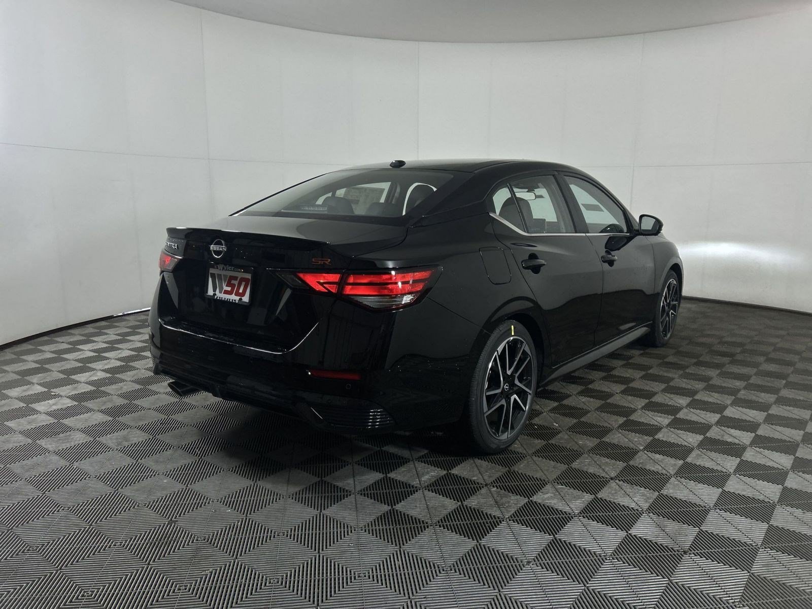 New 2025 Nissan Sentra SR w/ SR Premium Package FWD image 21