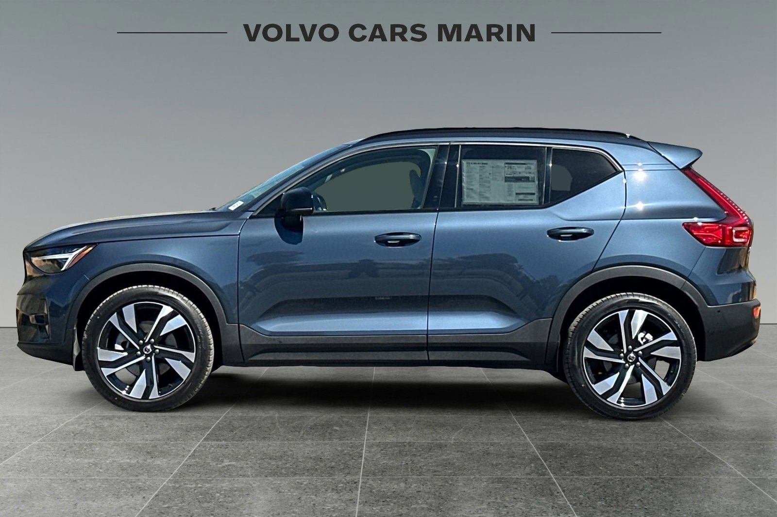 New 2026 Volvo XC40 B5 Ultra w/ Climate Package image 5