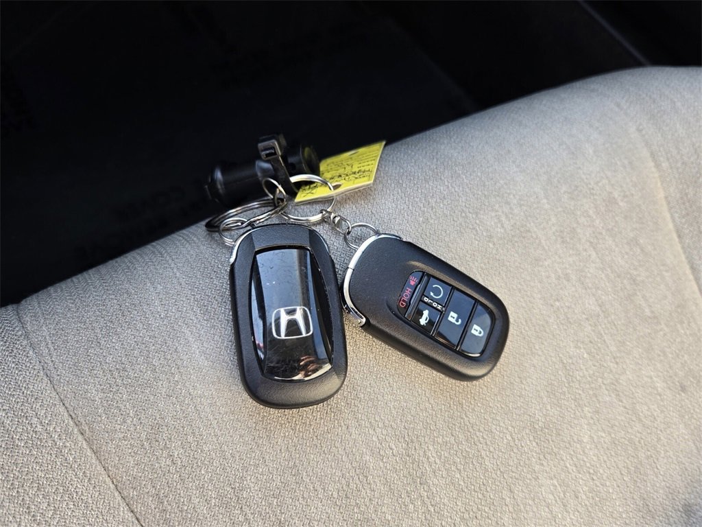 Certified 2025 Honda Accord SE image 18