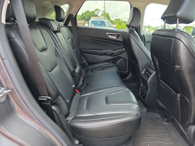 Used 2022 Ford Edge Titanium AWD/4WD image 14