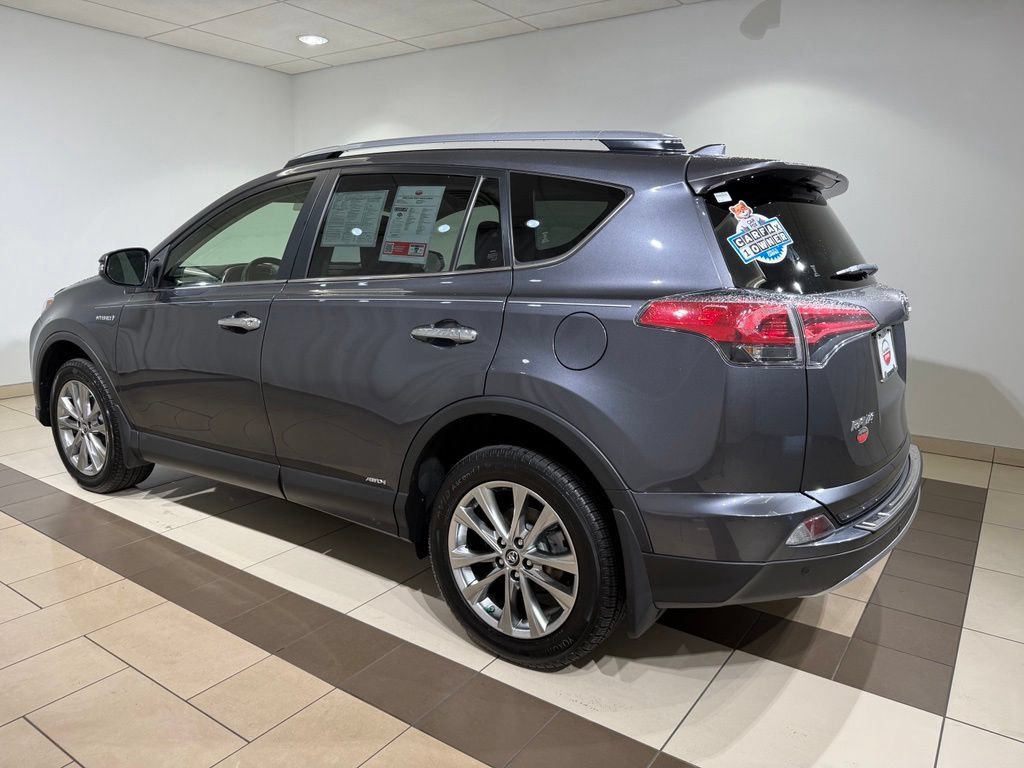 Certified 2018 Toyota RAV4 Limited AWD/4WD image 4
