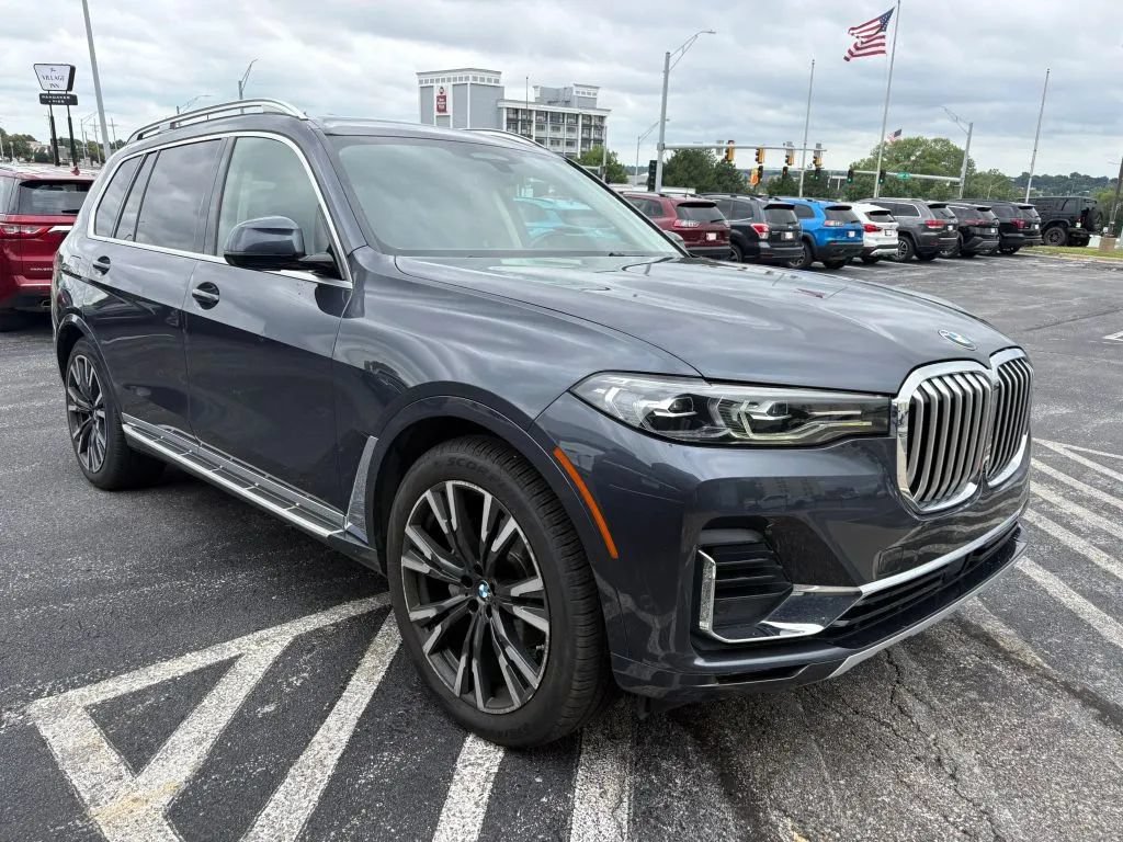 Used 2021 BMW X7 xDrive40i w/ Premium Package AWD/4WD image 7