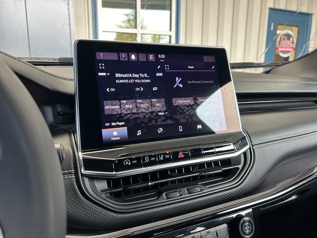 Used 2022 Jeep Compass Altitude image 24