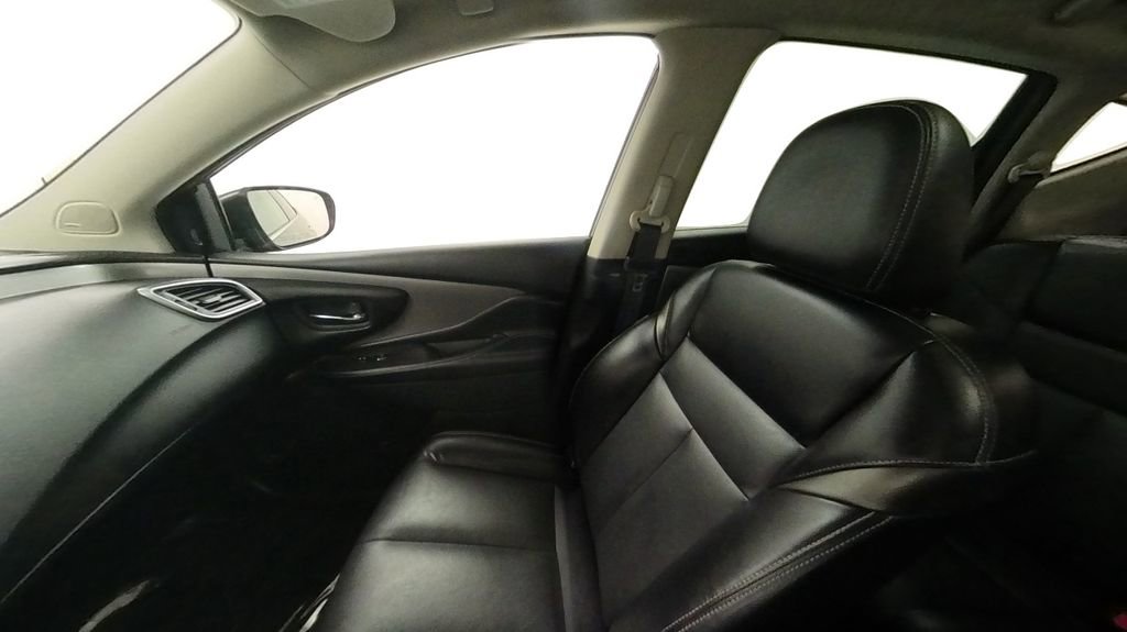 Used 2022 Nissan Murano SL w/ SL Moonroof Package image 29