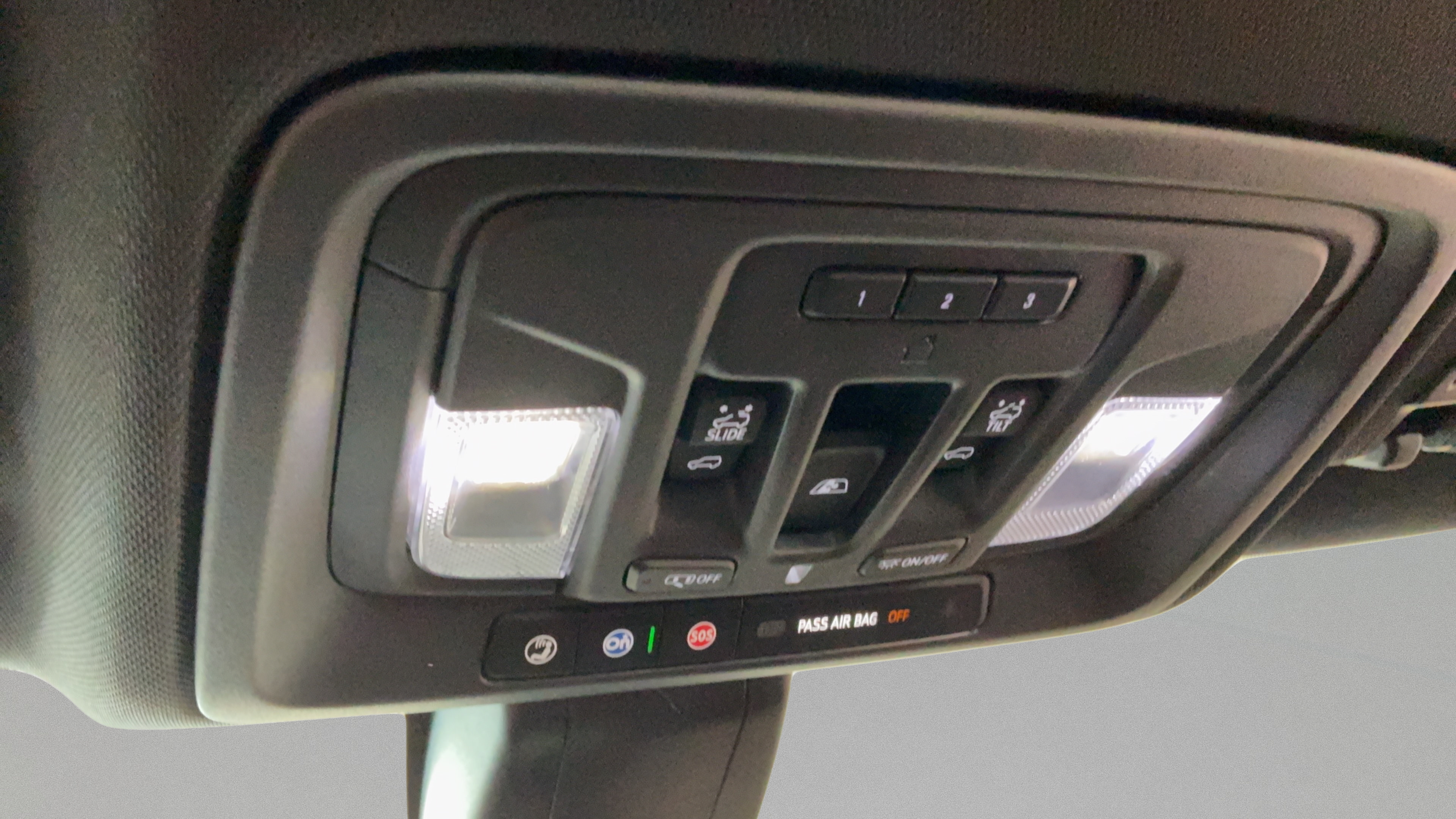 Used 2020 GMC Sierra 1500 AT4 w/ AT4 Premium Package AWD/4WD image 13