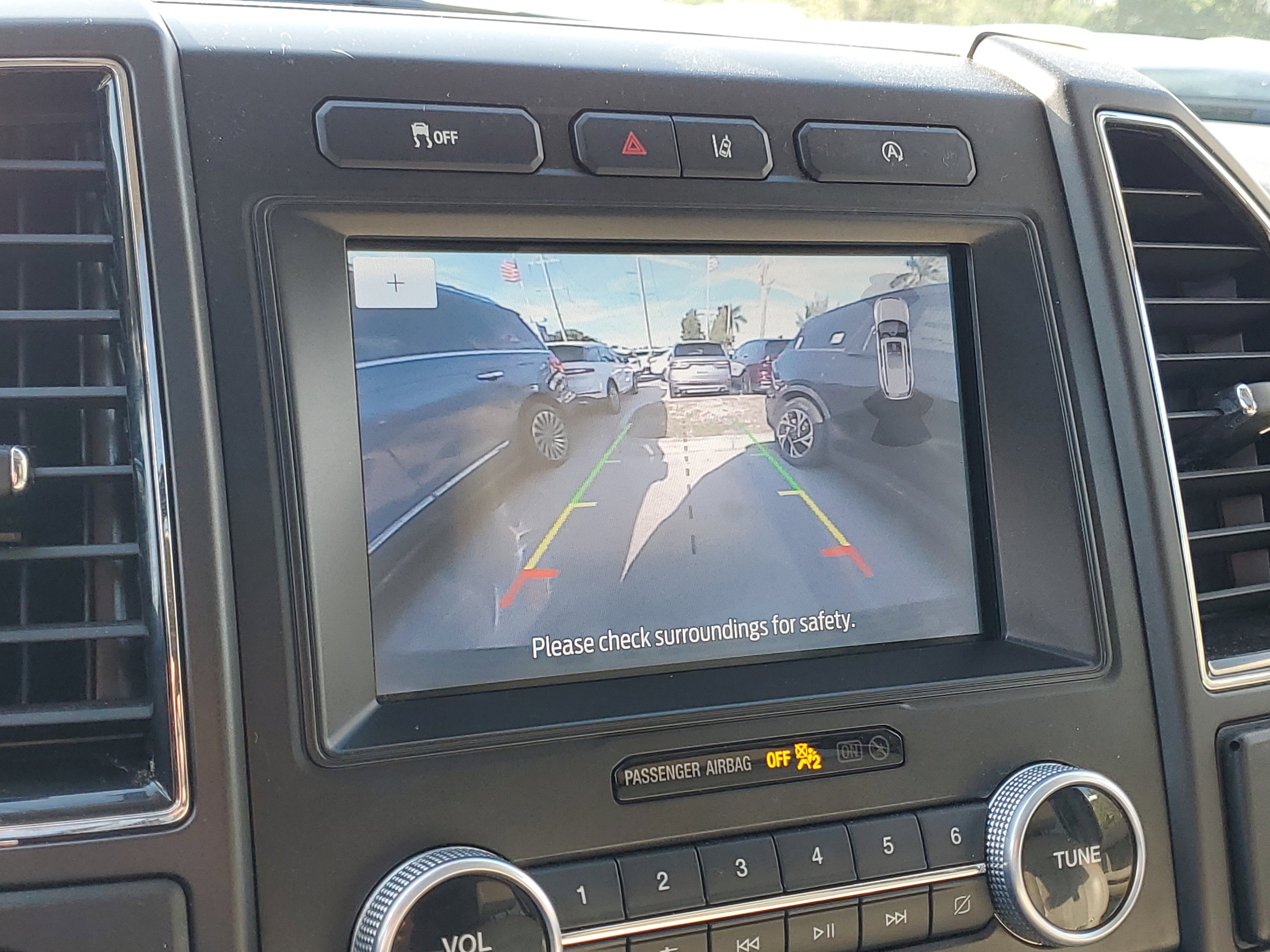 Used 2021 Ford Expedition Limited image 20