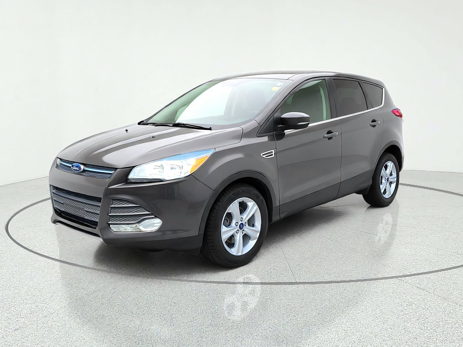 Used 2015 Ford Escape SE FWD video 2