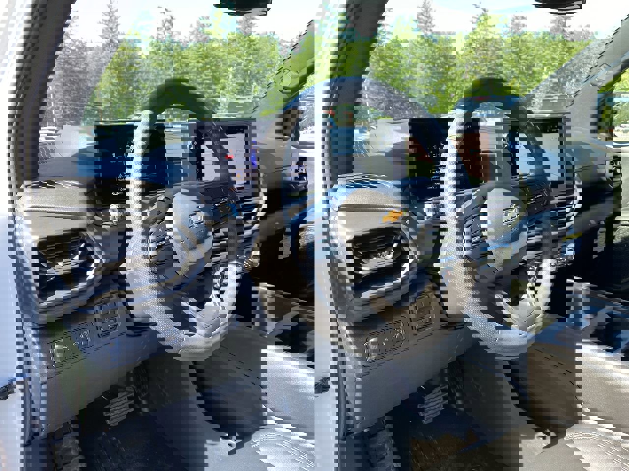 New 2024 Chevrolet Silverado EV W/T image 11