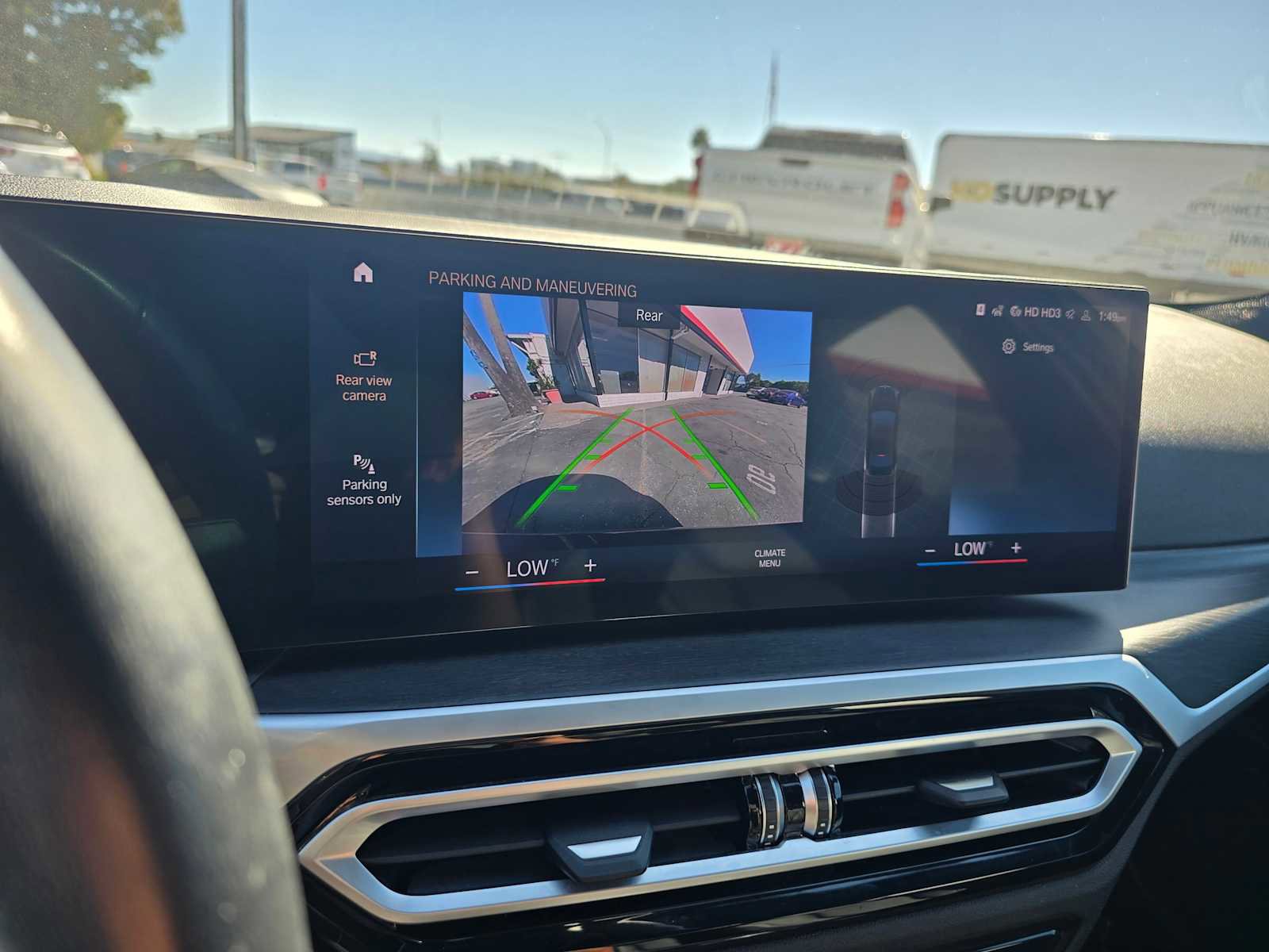 Used 2023 BMW 330i Sedan w/ Driving Assistance Package image 28