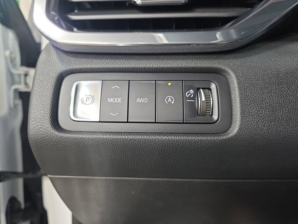 New 2026 GMC Acadia Denali Ultimate w/ LPO, Floor Liner Package image 30