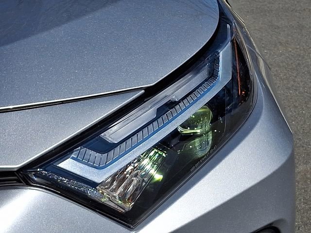Used 2025 Toyota RAV4 XLE image 9