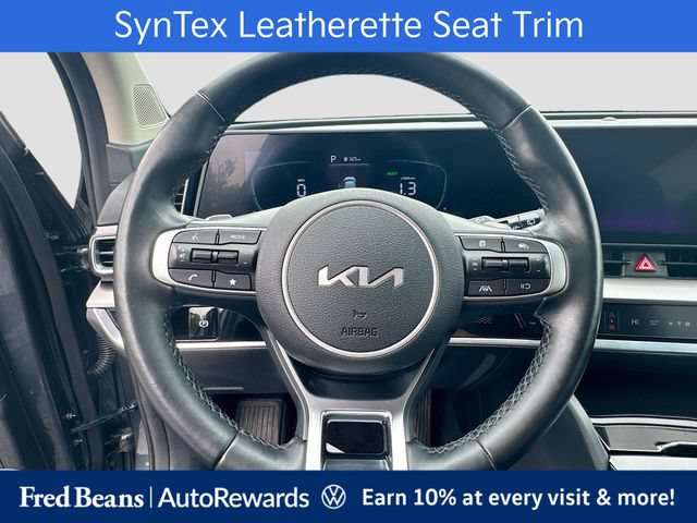 Used 2023 Kia Sportage EX AWD/4WD image 16
