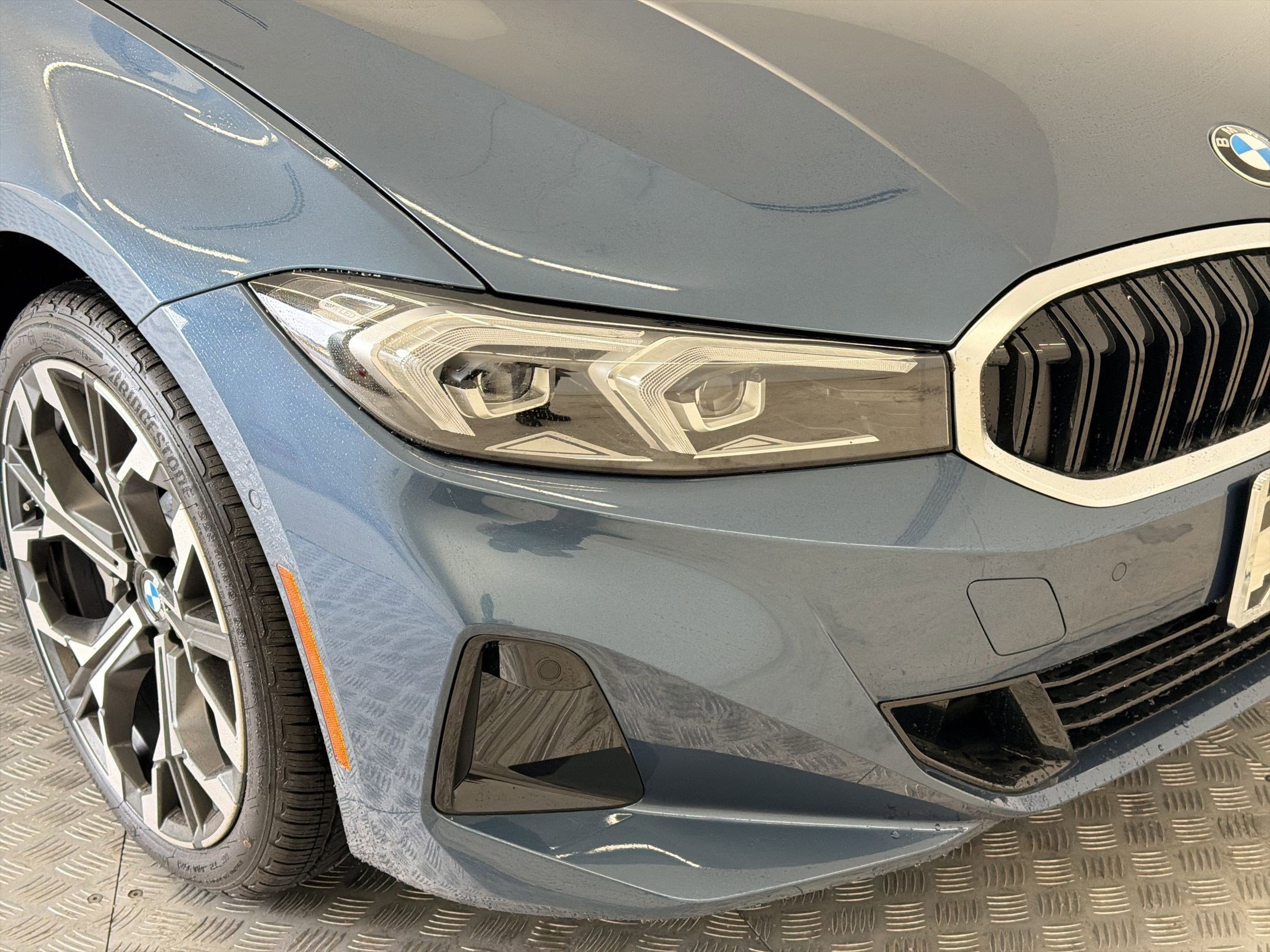 New 2026 BMW 330i xDrive Sedan w/ Premium Package AWD/4WD image 11