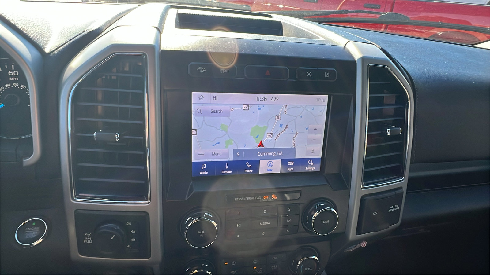 Used 2020 Ford F150 Lariat image 32