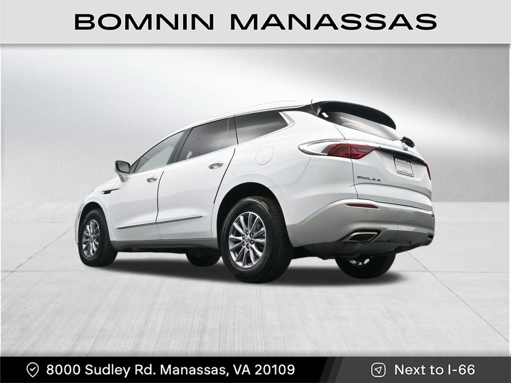 Used 2023 Buick Enclave Essence FWD image 32