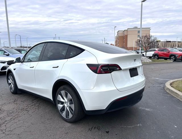 Used 2023 Tesla Model Y Long Range image 9
