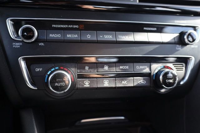 Used 2019 Kia Optima S w/ S Panoramic Sunroof Package image 27