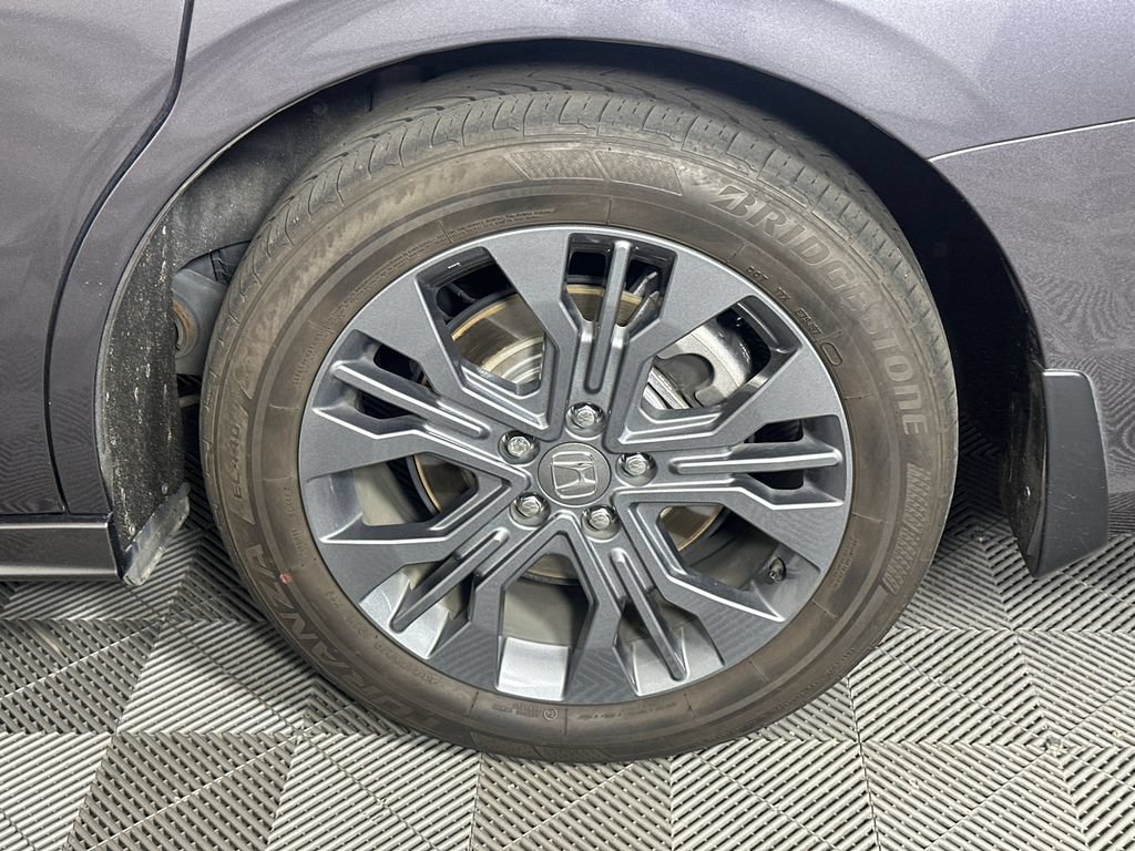 Used 2025 Honda Odyssey Touring image 20