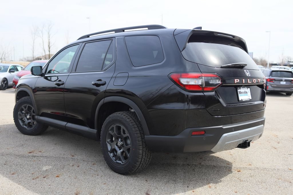 New 2026 Honda Pilot TrailSport image 4