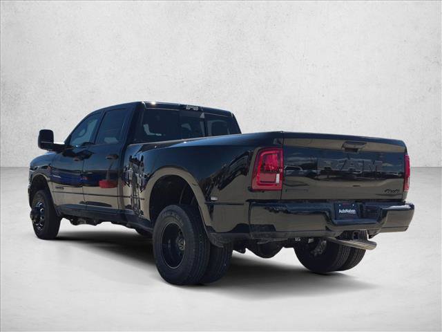 New 2026 RAM 3500 Big Horn AWD/4WD image 9