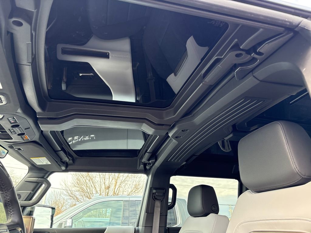 New 2025 GMC Hummer EV 2X image 17