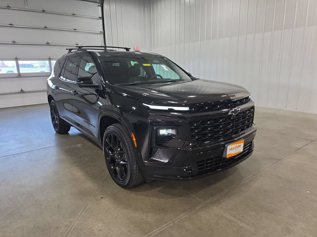 Used 2025 Chevrolet Traverse RS AWD/4WD image 2
