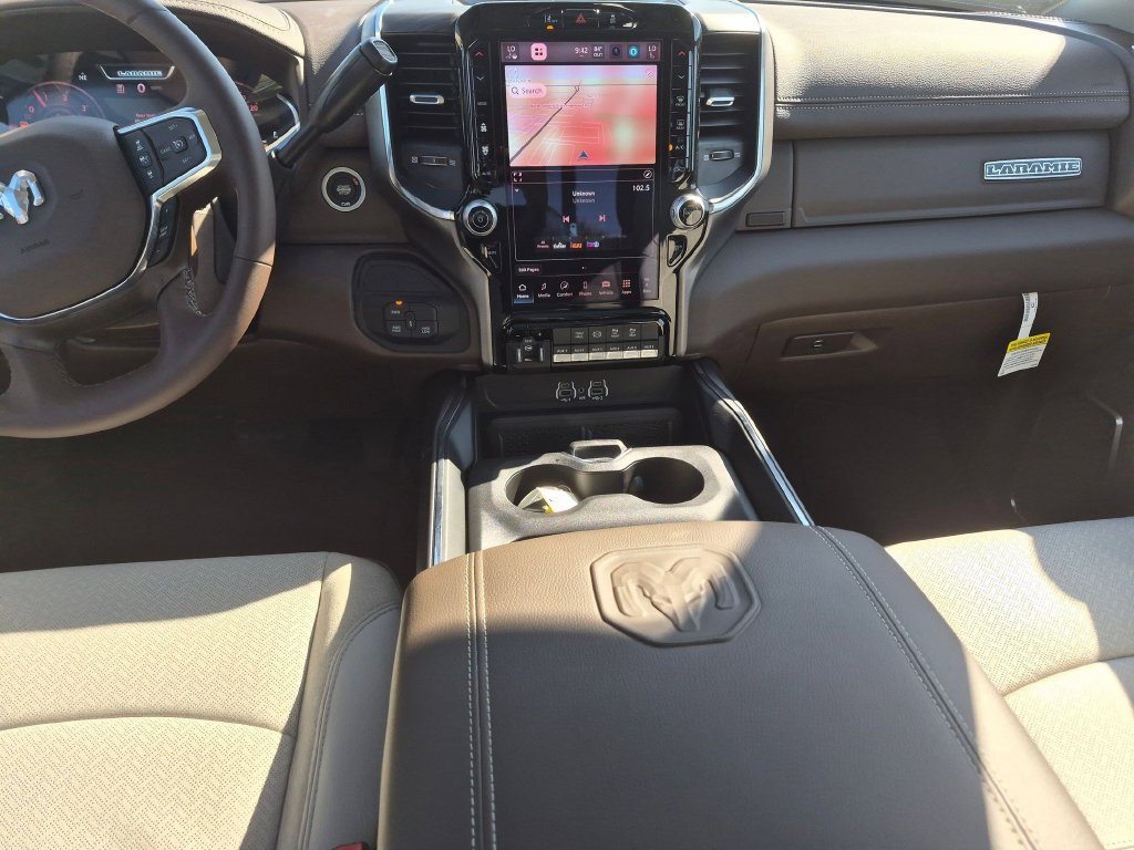 New 2026 RAM 3500 Laramie AWD/4WD image 23