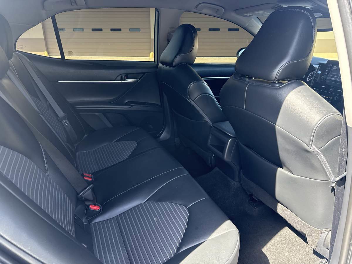 Used 2022 Toyota Camry SE w/ Convenience Package FWD image 20