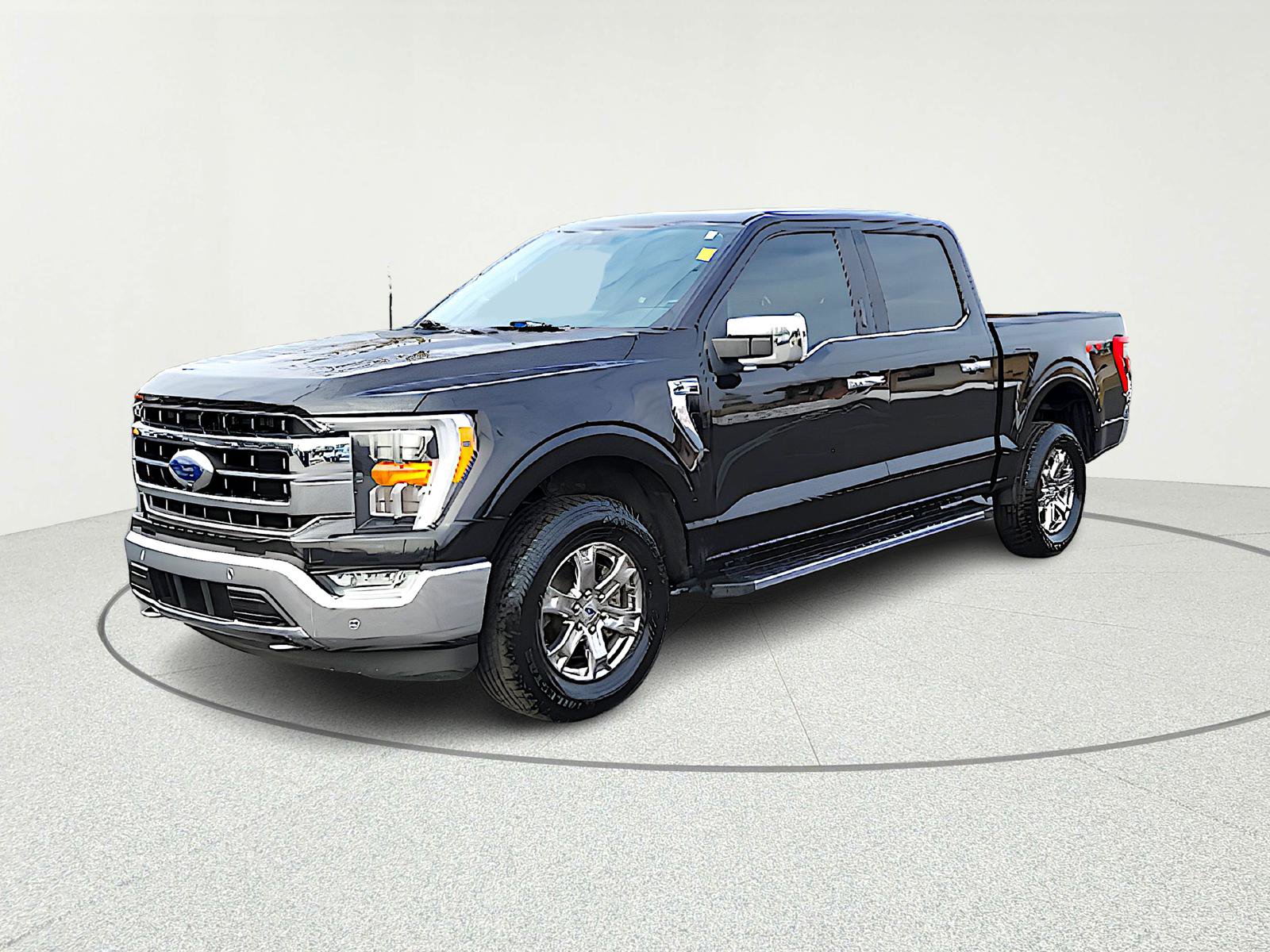 Used 2021 Ford F150 Lariat image 2