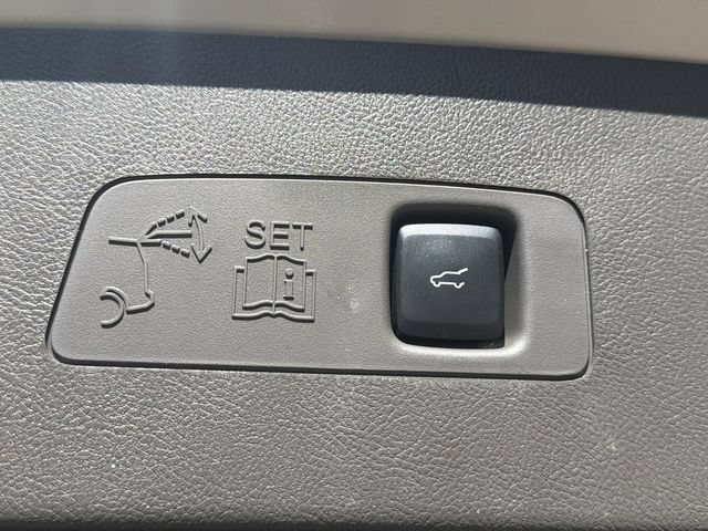 Used 2024 Lincoln Corsair Grand Touring AWD/4WD image 19