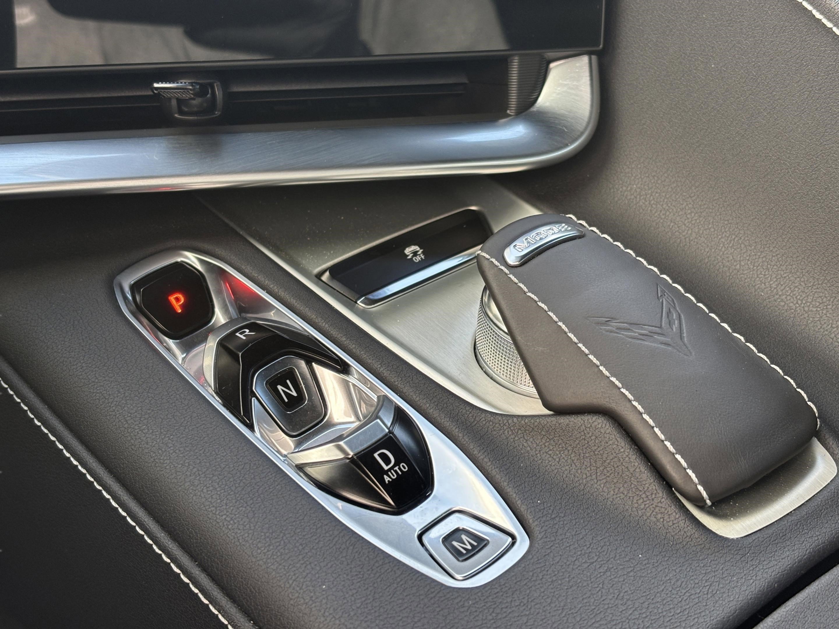 Used 2024 Chevrolet Corvette Stingray Coupe w/ Z51 Performance Package image 12