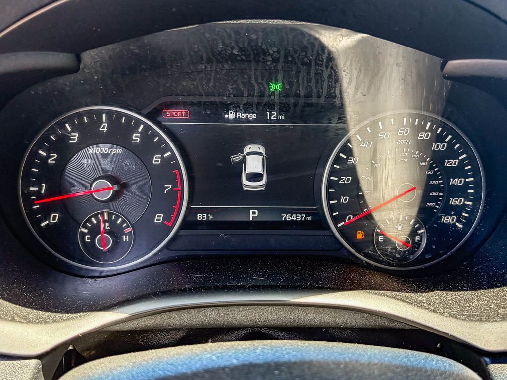 Used 2018 Kia Stinger GT2 AWD/4WD image 10