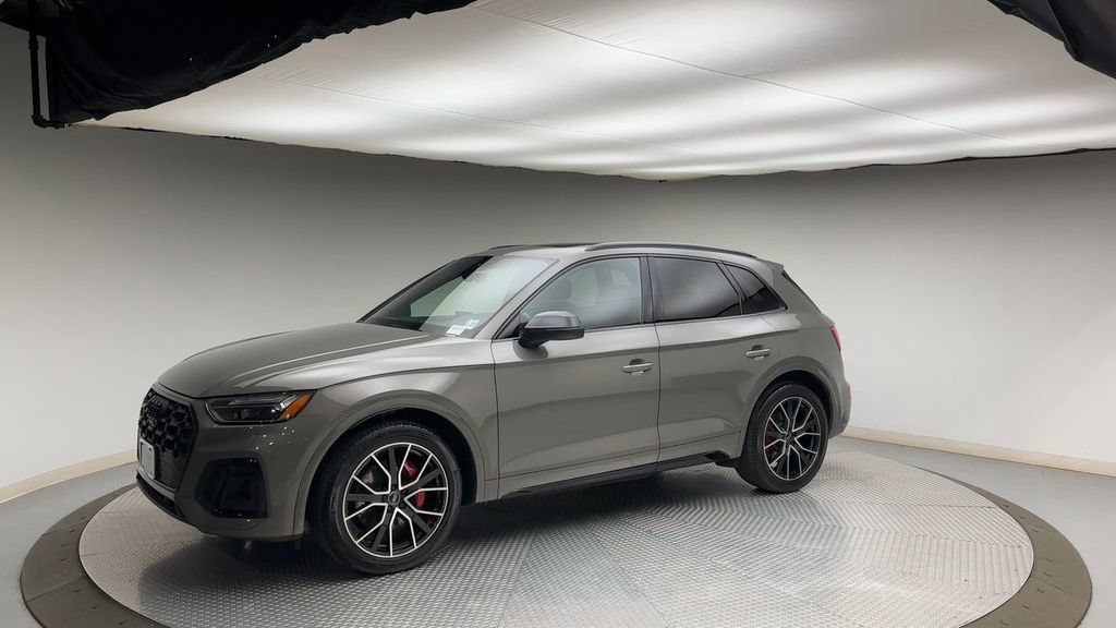 Used 2023 Audi SQ5 Premium Plus w/ Premium Plus Package AWD/4WD image 6