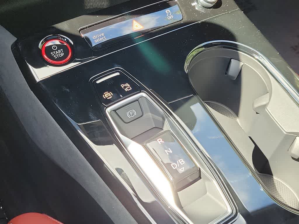 New 2027 Audi SQ6 e-tron Prestige AWD/4WD image 25