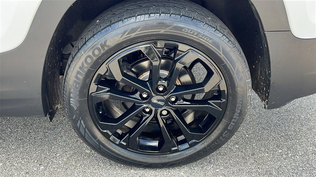 Used 2020 GMC Terrain SLE image 35