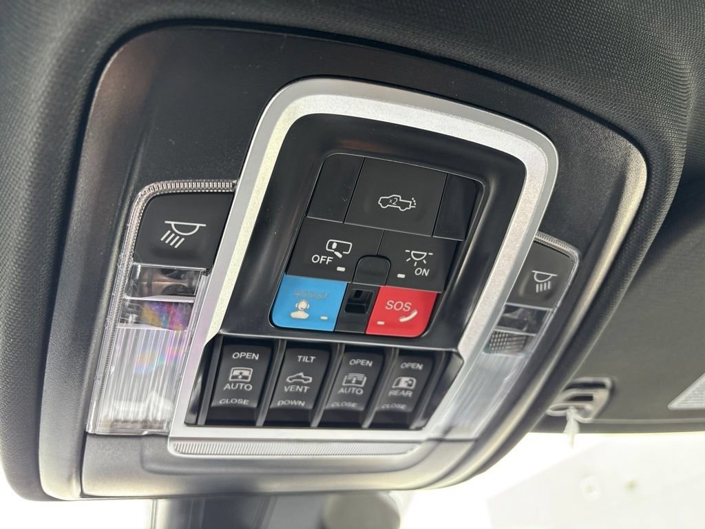 New 2027 RAM 1500 Laramie w/ Night Edition AWD/4WD image 29