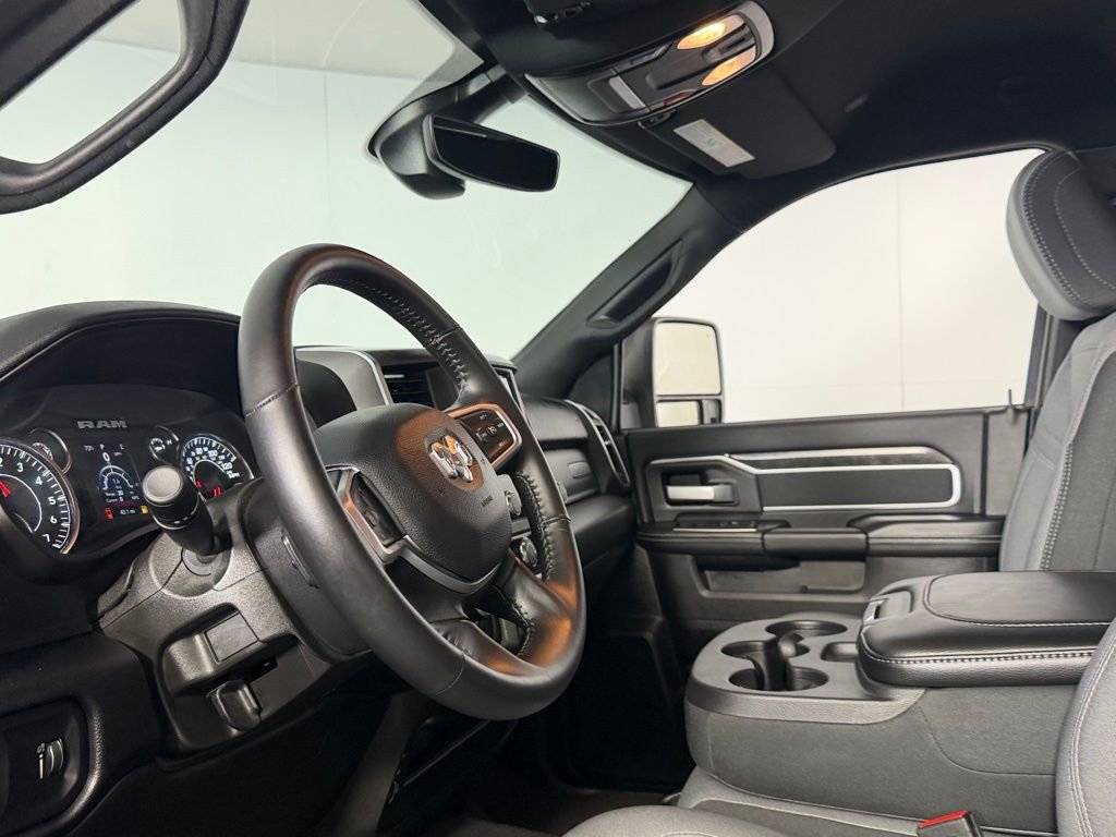 Used 2024 RAM 2500 Big Horn w/ Protection Group image 20