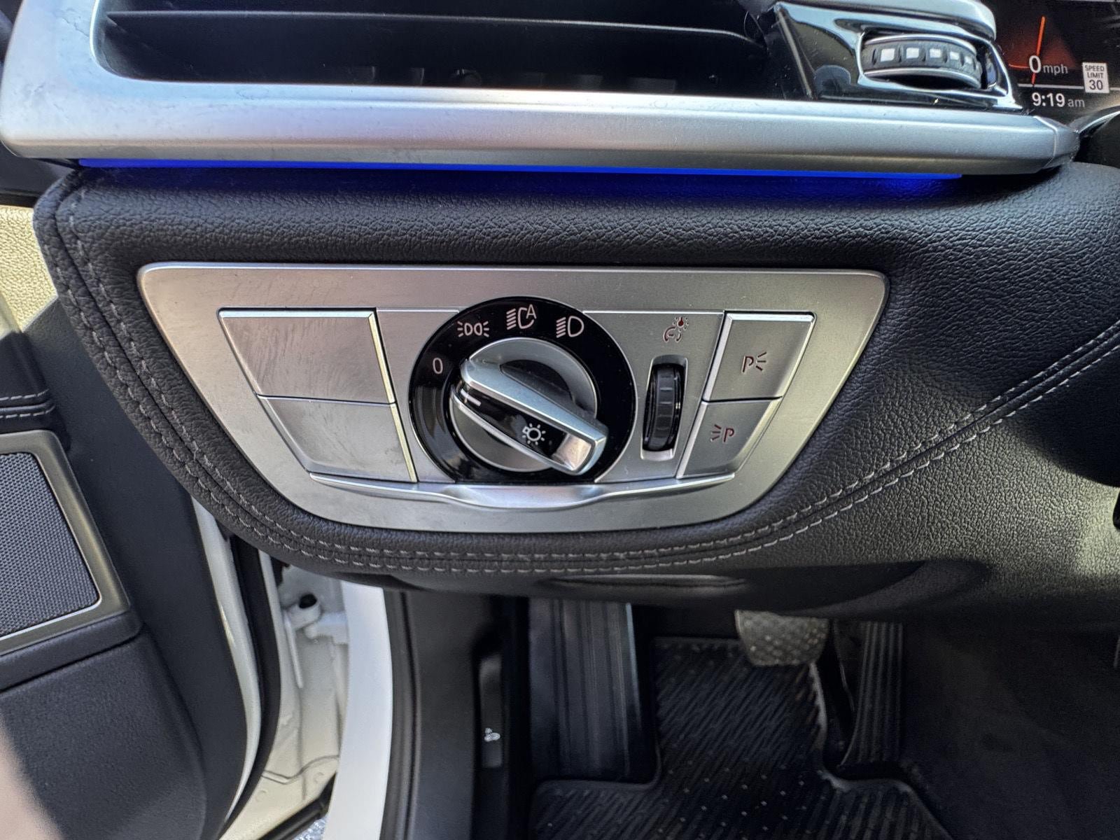 Used 2022 BMW 750i xDrive w/ Executive Package AWD/4WD image 26