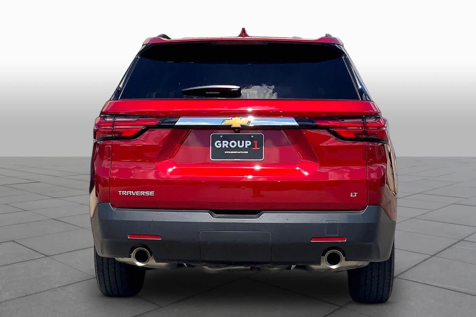 Used 2023 Chevrolet Traverse LT FWD image 5